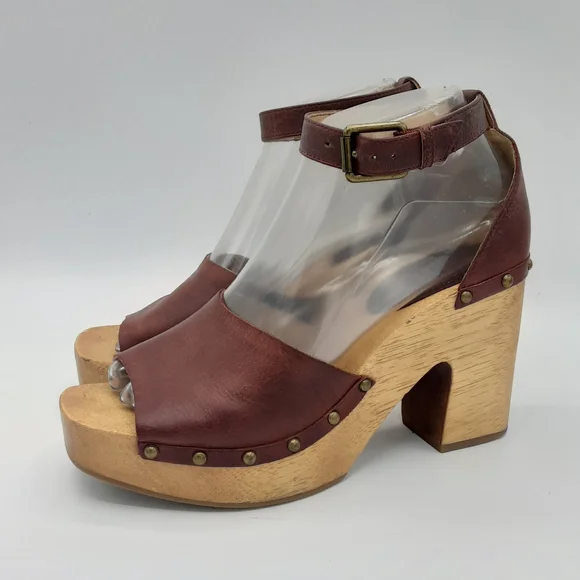 Lucky Brown Nelora Retro Boho Leather Upper Wooden Platform Heel - Picture 3 of 13
